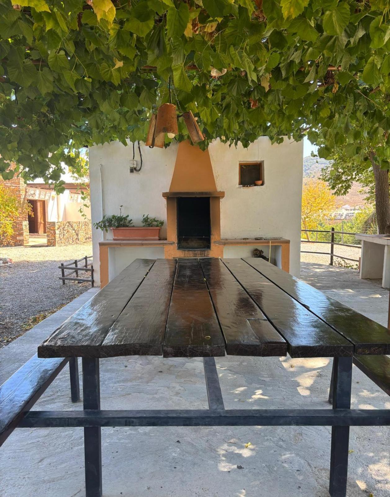 El Domingo En El Valle Fondon Bagian luar foto